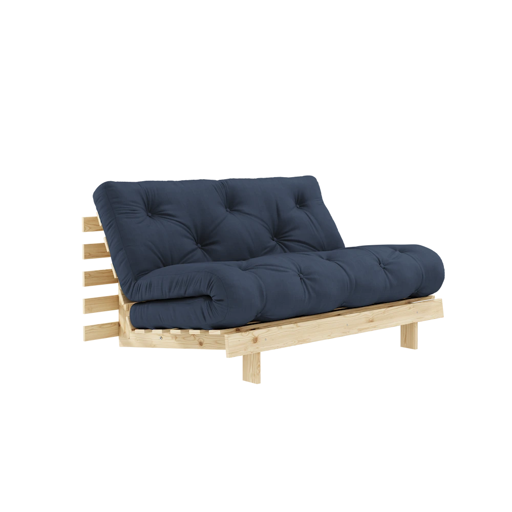 KARUP DESIGN Námořnicky modrá rozkládací pohovka ROOTS s konstrukcí ze světlého dřeva 140x200 cm