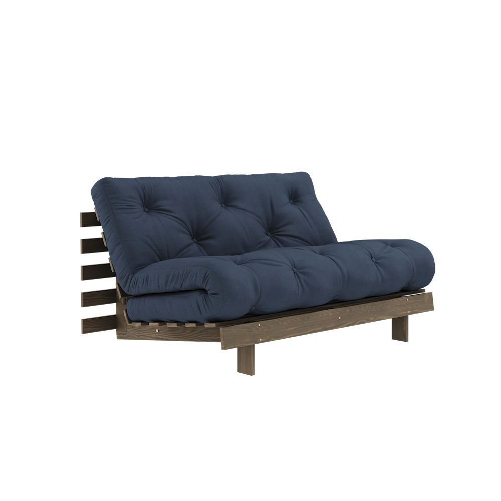 KARUP DESIGN Námořnicky modrá rozkládací pohovka ROOTS s konstrukcí z tmavě hnědého dřeva 140x200 cm